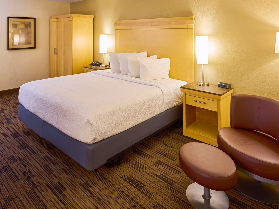 LivINN Hotel Minneapolis South/Burnsville主图