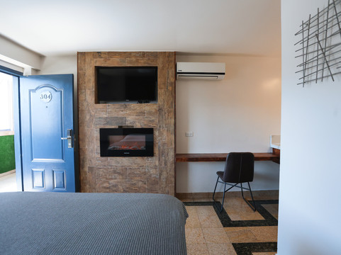 阿跨里欧酒店主图