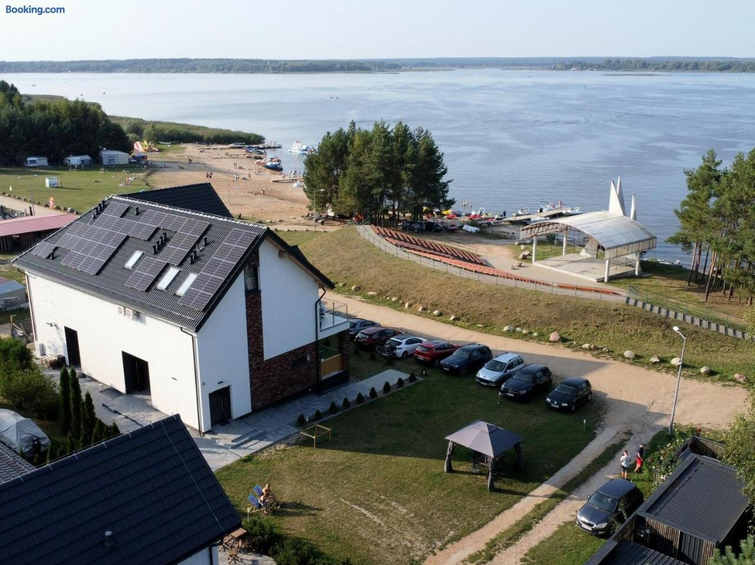 Zubr Nad Zalewem