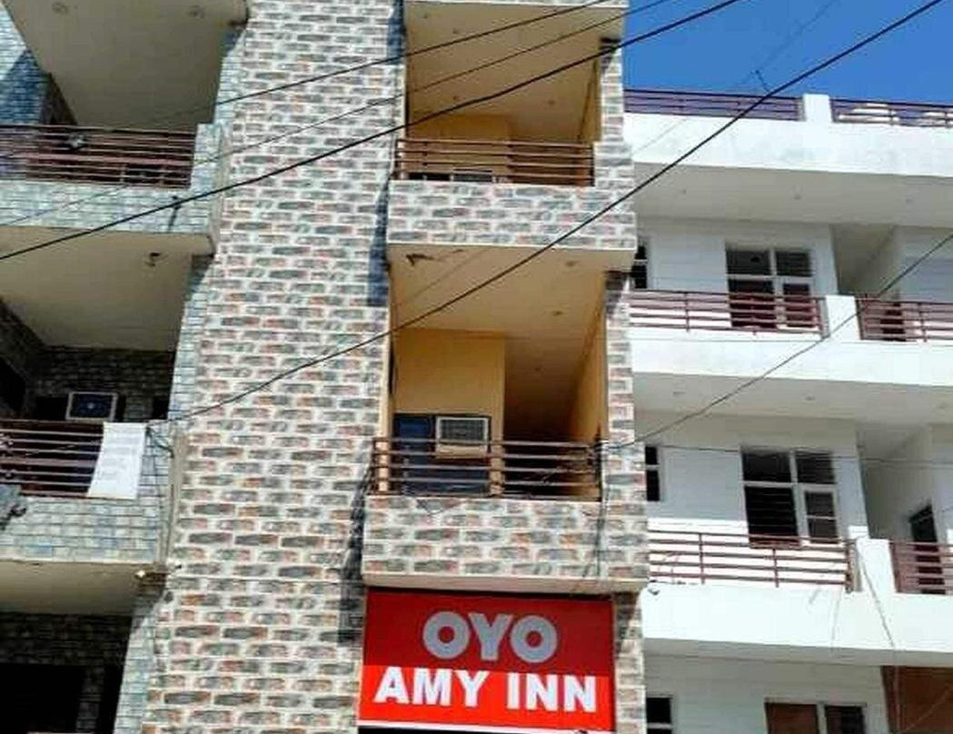 81157g Amy Inn