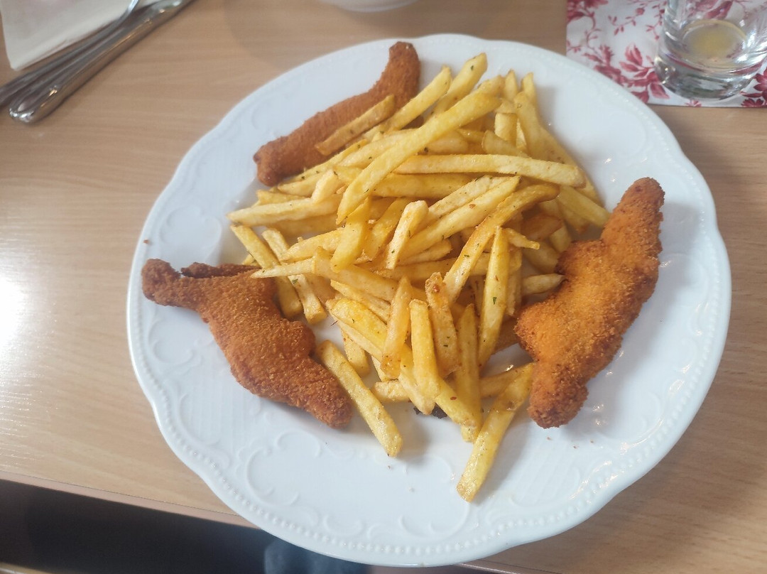 阿德勒餐厅酒店主图