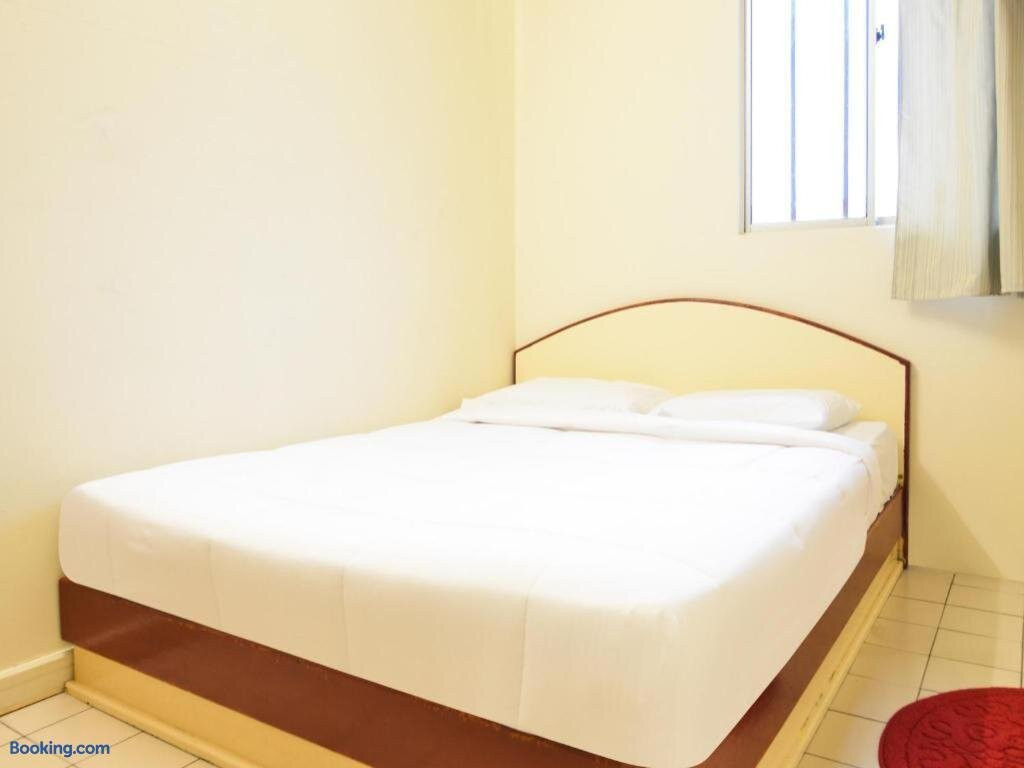 SPOT ON 89582 Evergreen Hotel