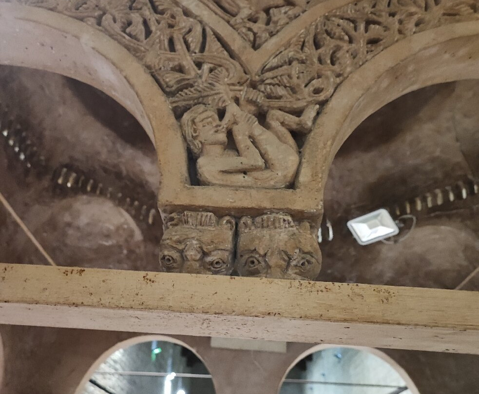 Chiesa San Clemente Al Vomano景点图片