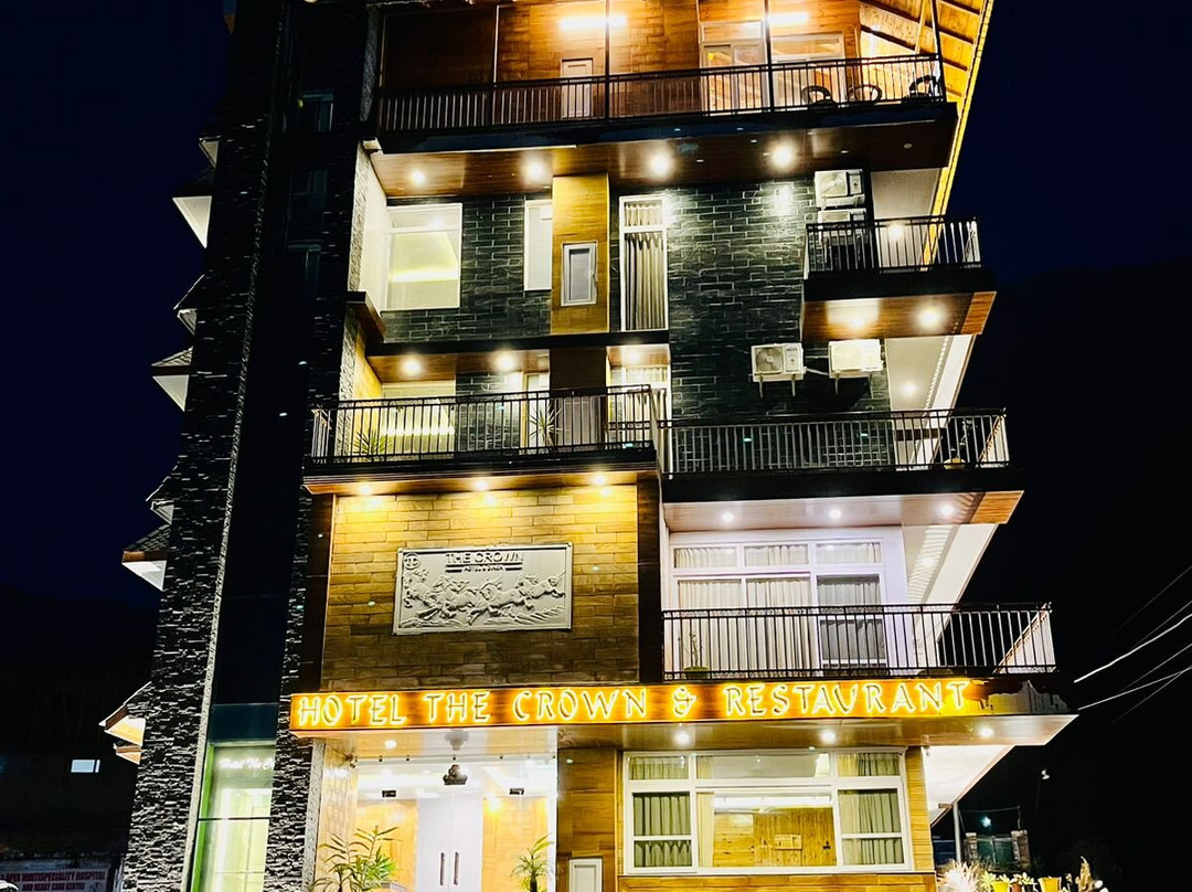 Hotel The Crown主图