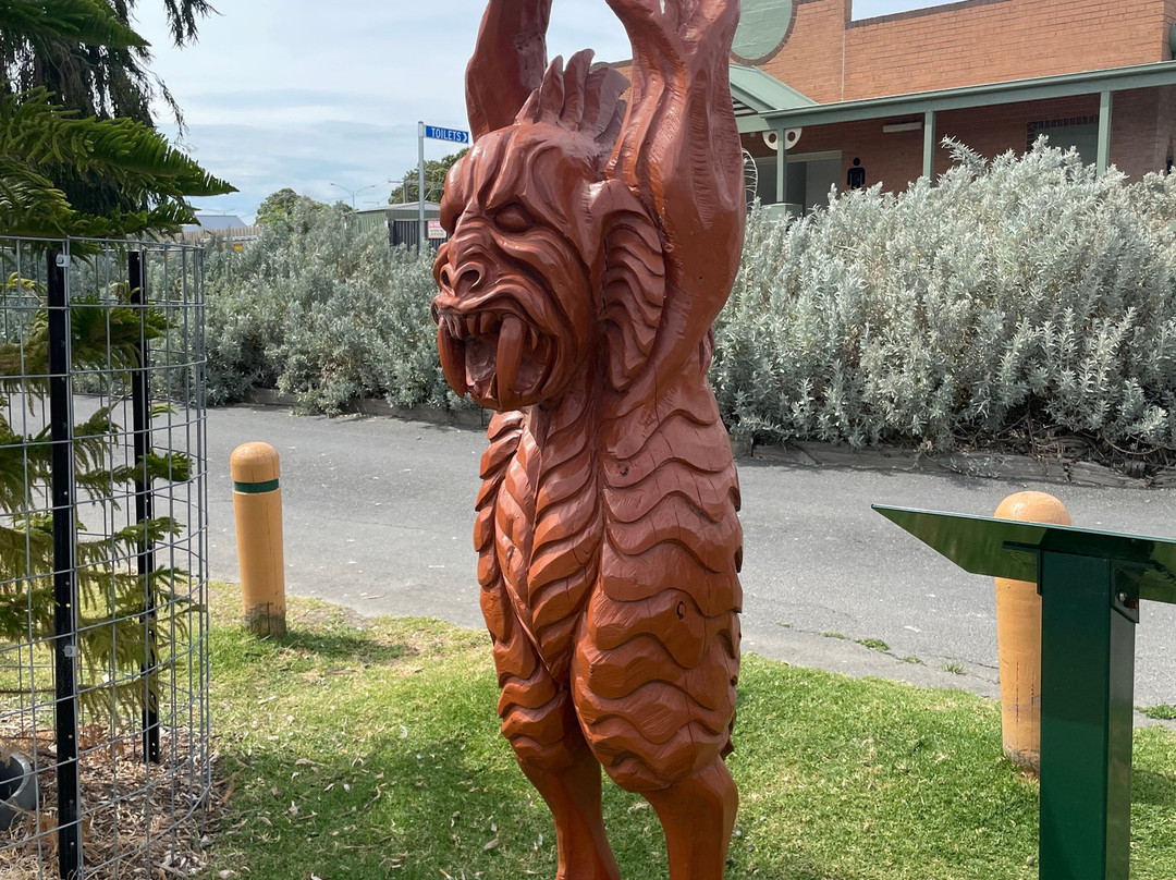 Bunyip Sculpture景点图片