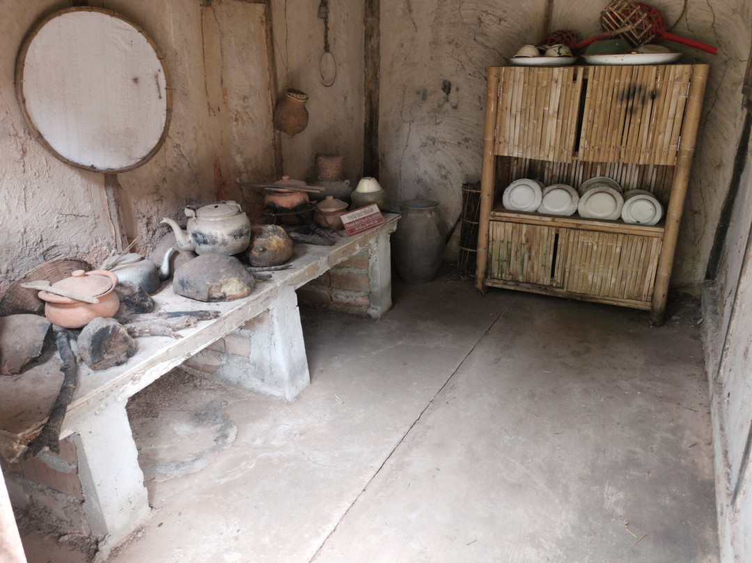 Ho Chi Minh Educational and Tourism Historical Site景点图片