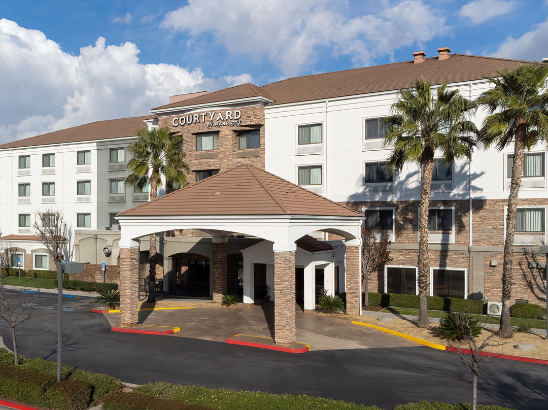Courtyard by Marriott Ontario Rancho Cucamonga主图