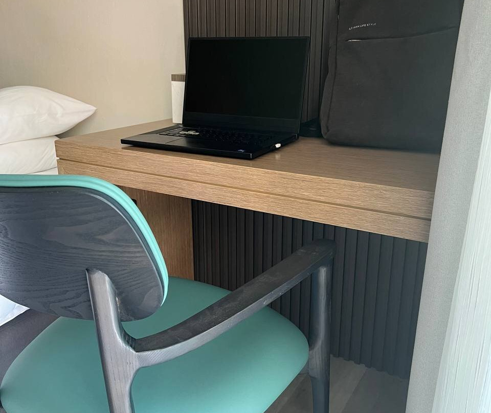 奈阳海滩度假村主图