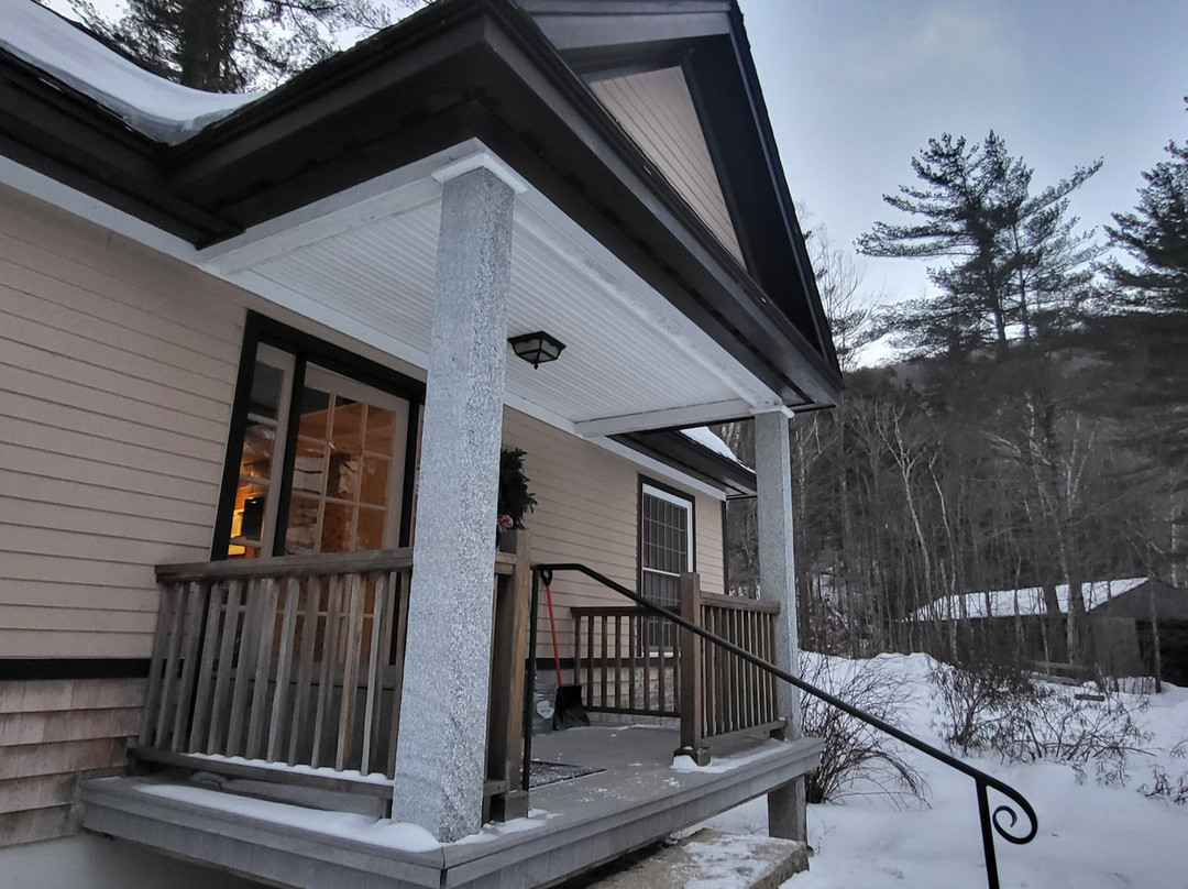 The Notchland Inn主图