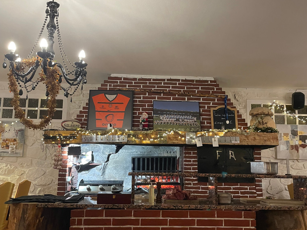 Hôtel Restaurant La Belle Aude主图