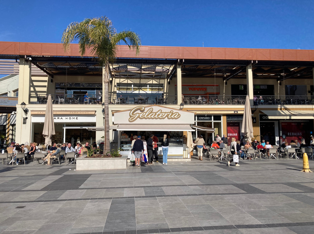 Zenia Boulevard-奥里韦拉必去景点