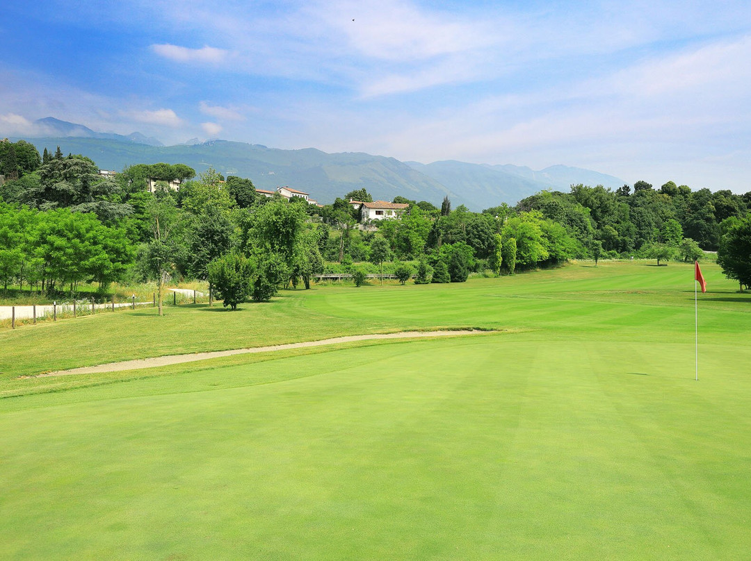 Golf Club Castel d'Aviano-阿维亚诺必去景点