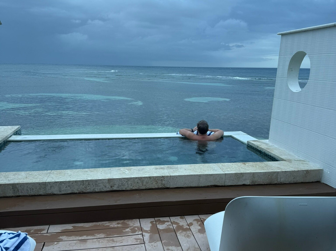 桑德尔斯皇家加勒比海及私人岛屿全包酒店主图