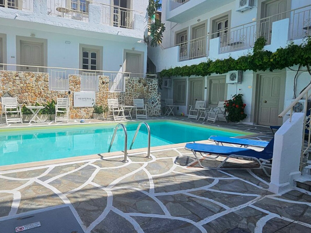 Hesperia Apartments