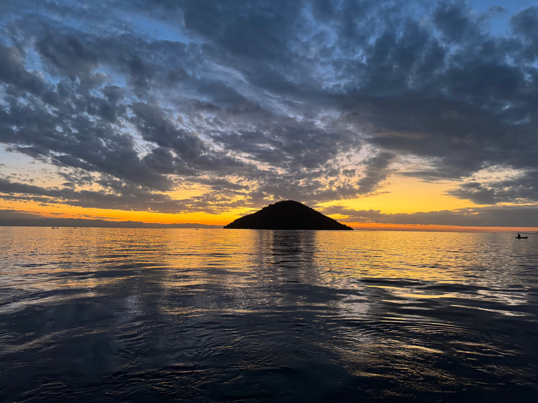 Anake Taxi And Tours Services-里朗威必去景点