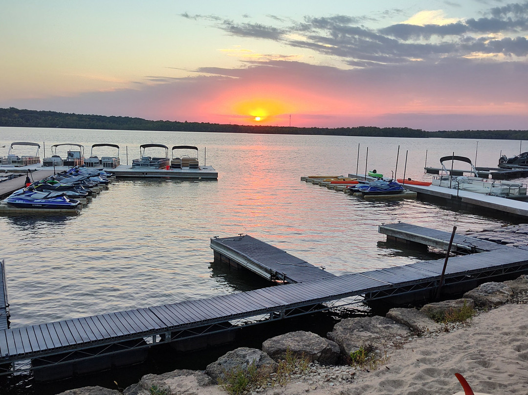 Holiday Shores Campground & Resort主图