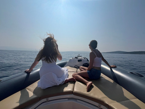 Seastorm Rental Service-特罗吉尔必去景点