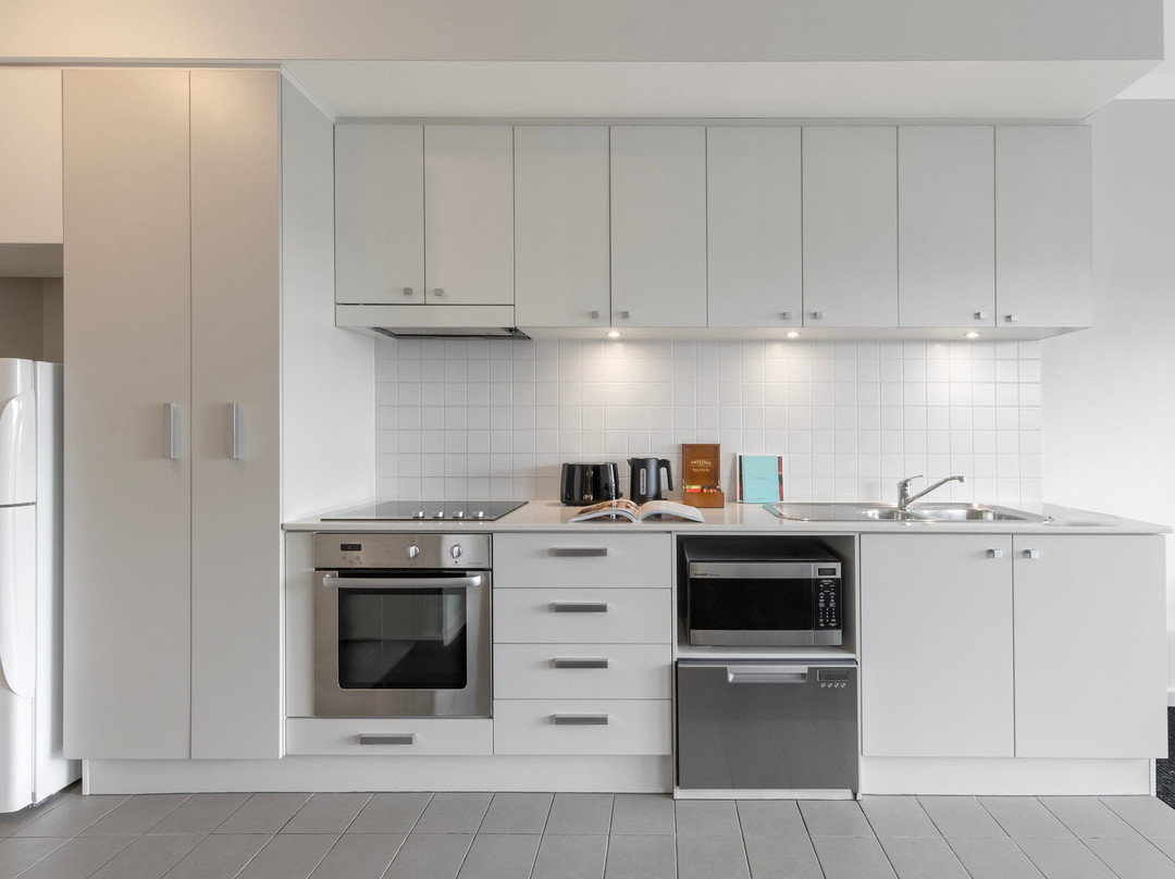 Quest on Rheola主图