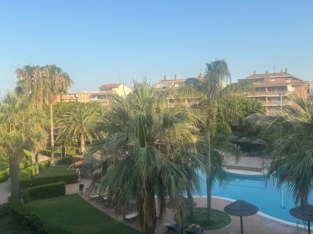 AGH卡内特酒店主图