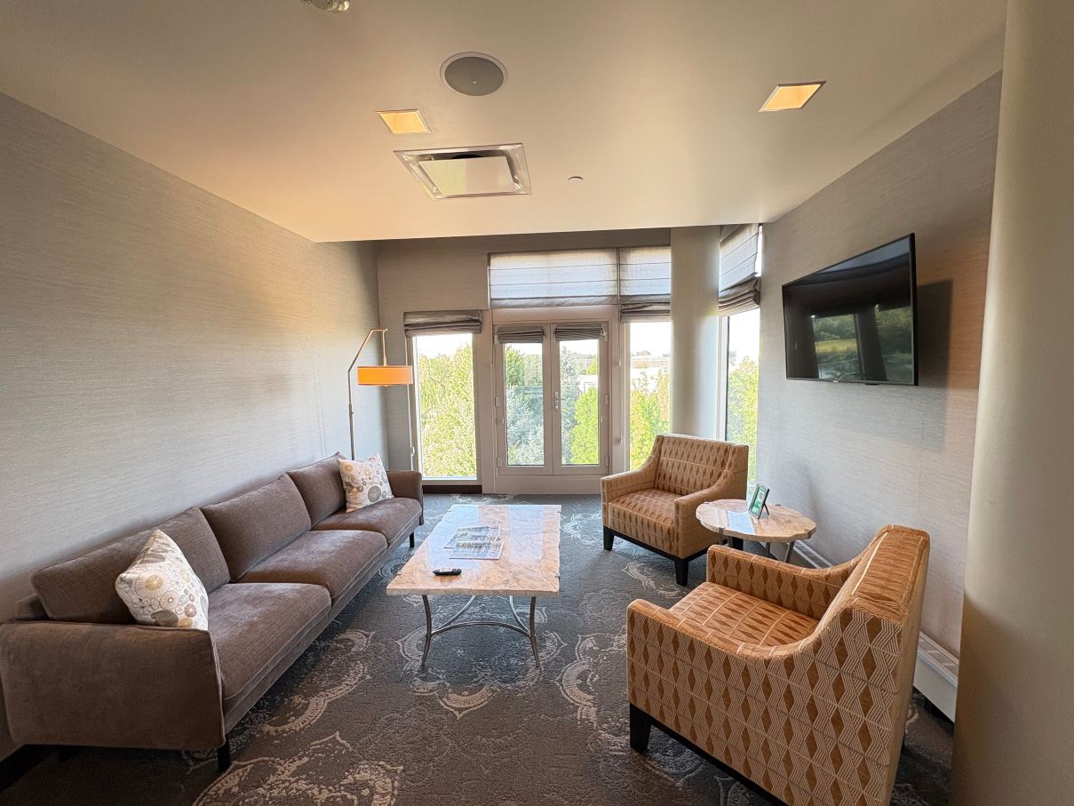 Inn at Water's Edge-官方