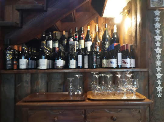 欧派斯酒店主图