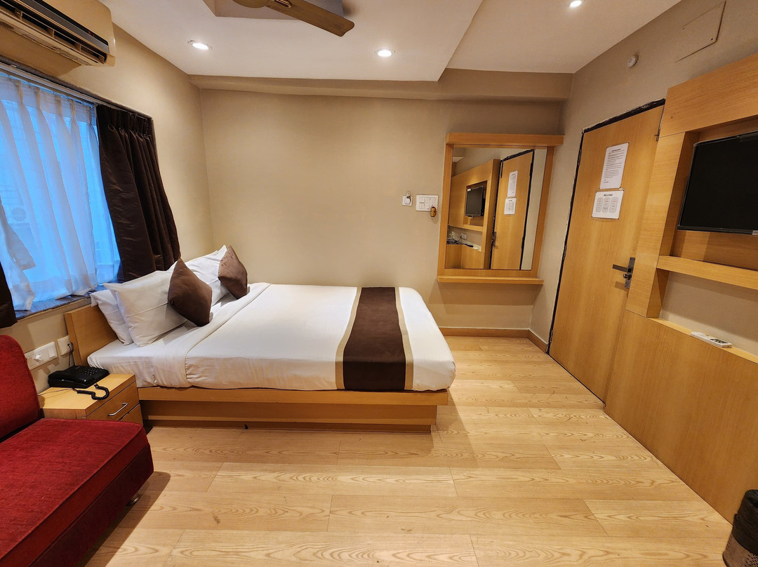 萨阿德酒店主图