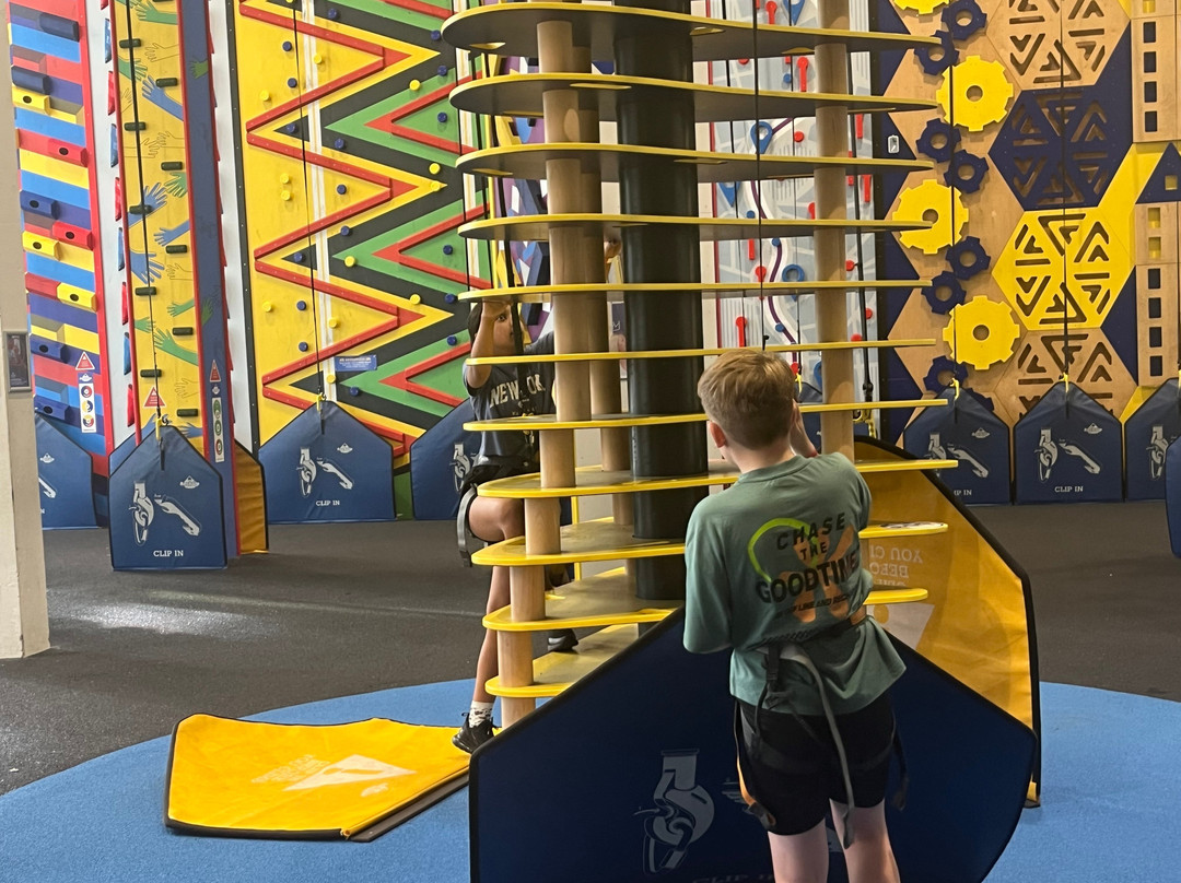 Rock Up Walton-on-Thames-Walton-On-Thames必去景点