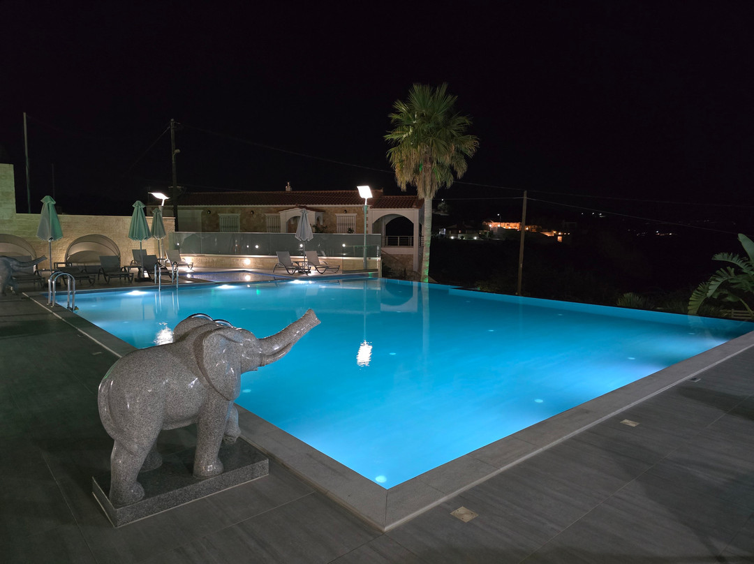 Blue Elephant Hotel主图