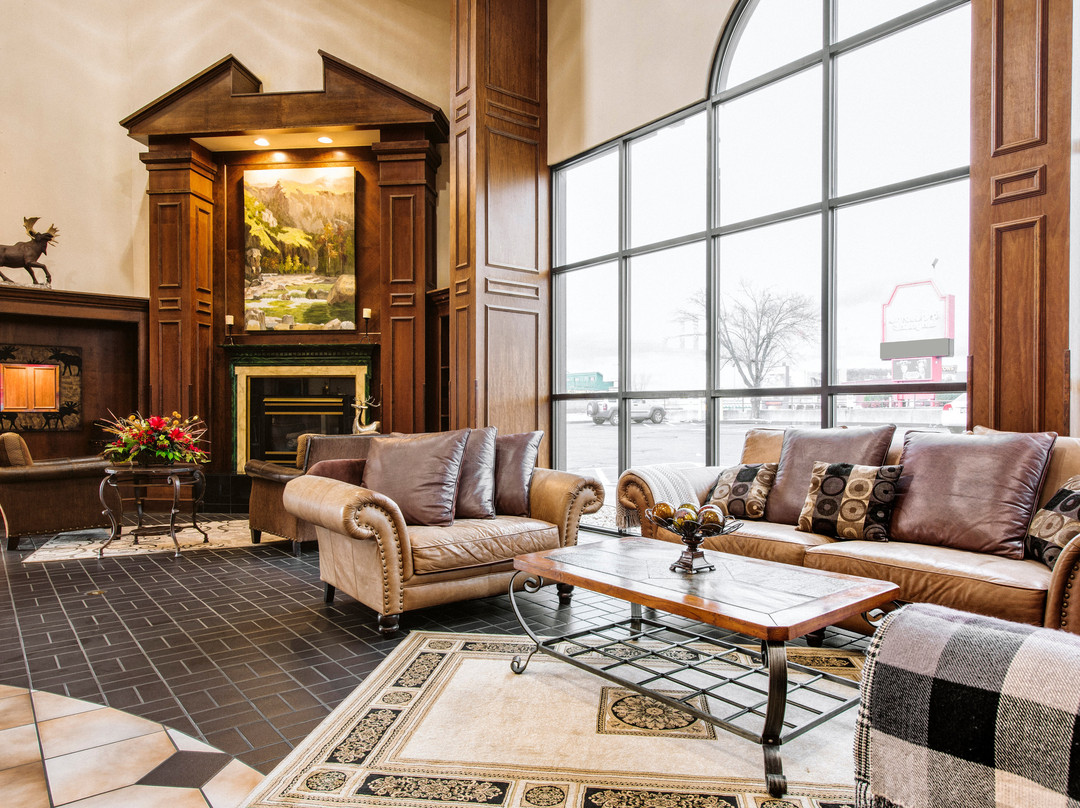 Lodge Of The Ozarks主图