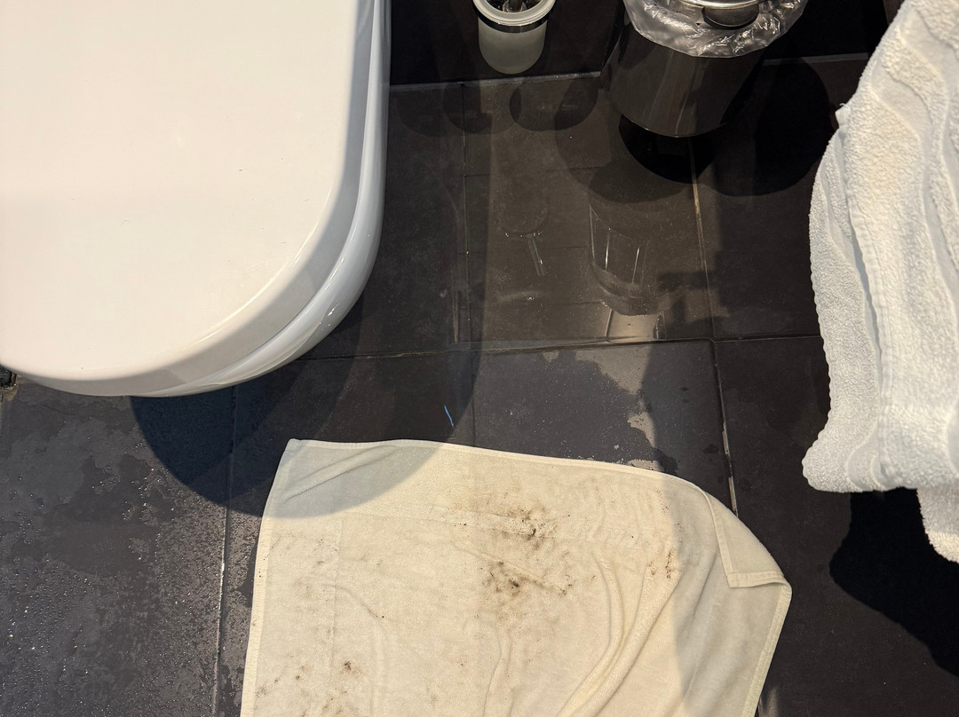 Joy Hotel Amsterdam主图