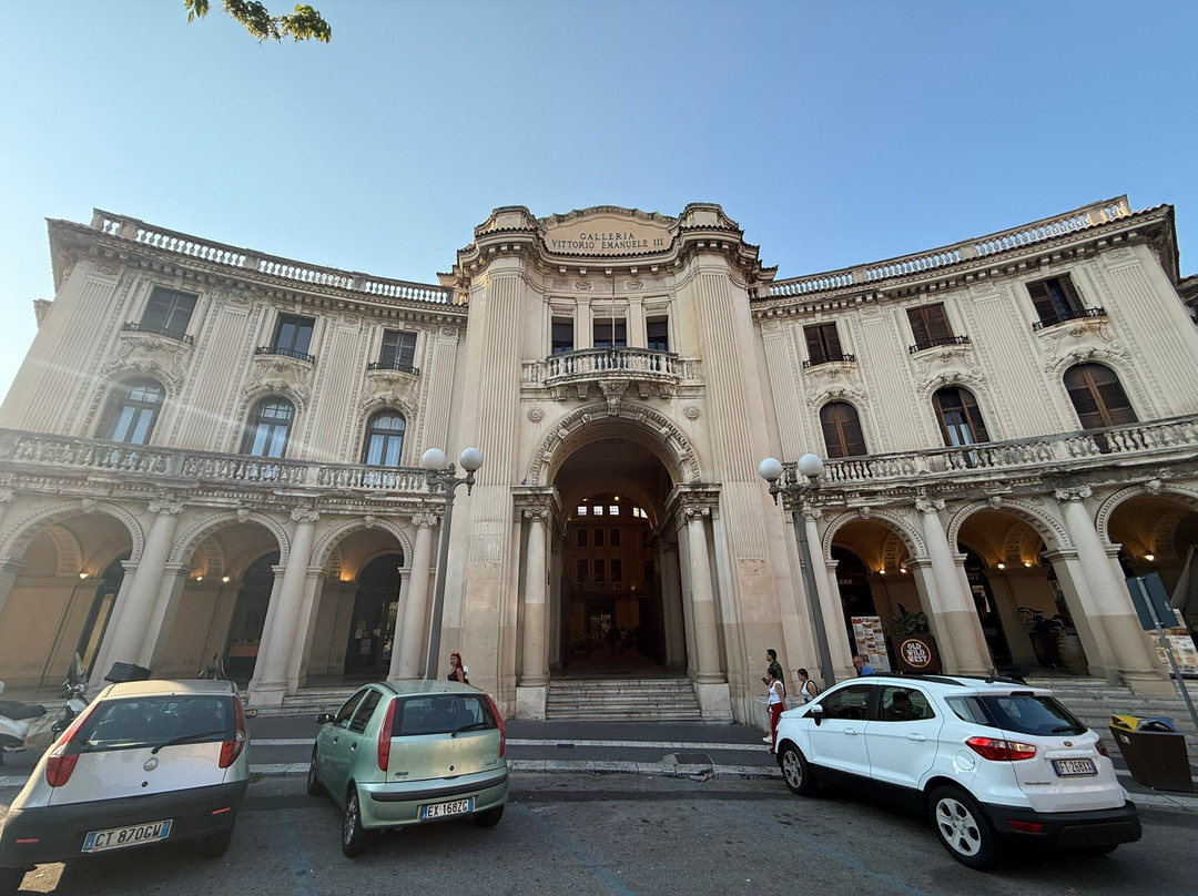 Galleria Vittorio Emanuele III-墨西拿必去景点