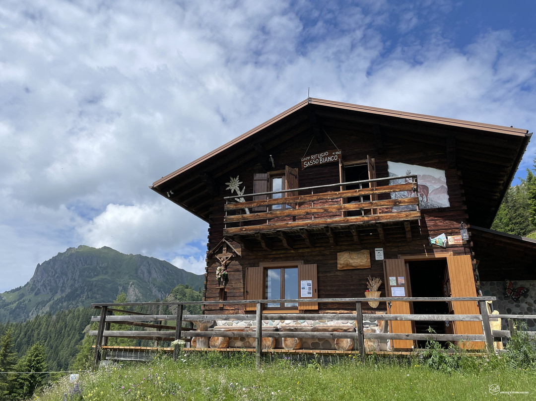 Rifugio Sasso Bianco