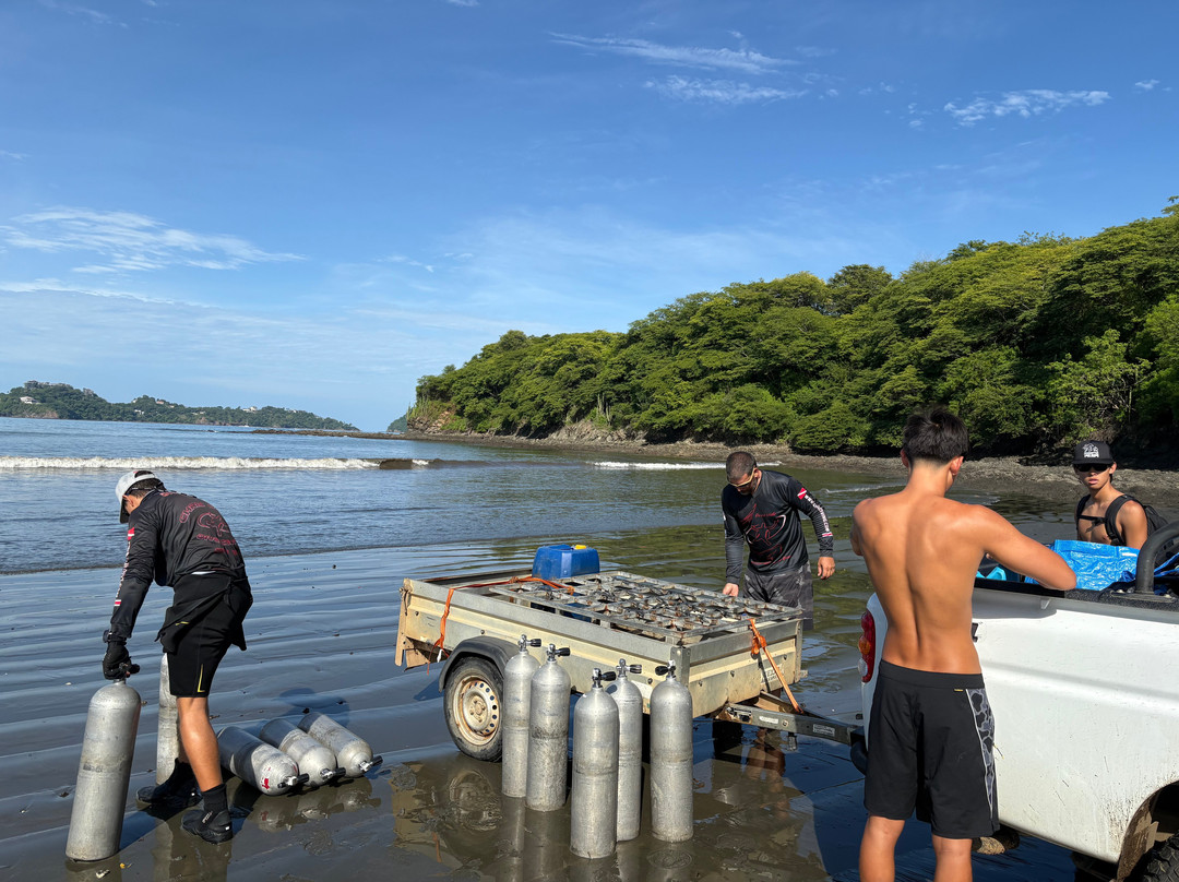 ChrisDiving, dive center Playa Potrero-波特雷罗必去景点