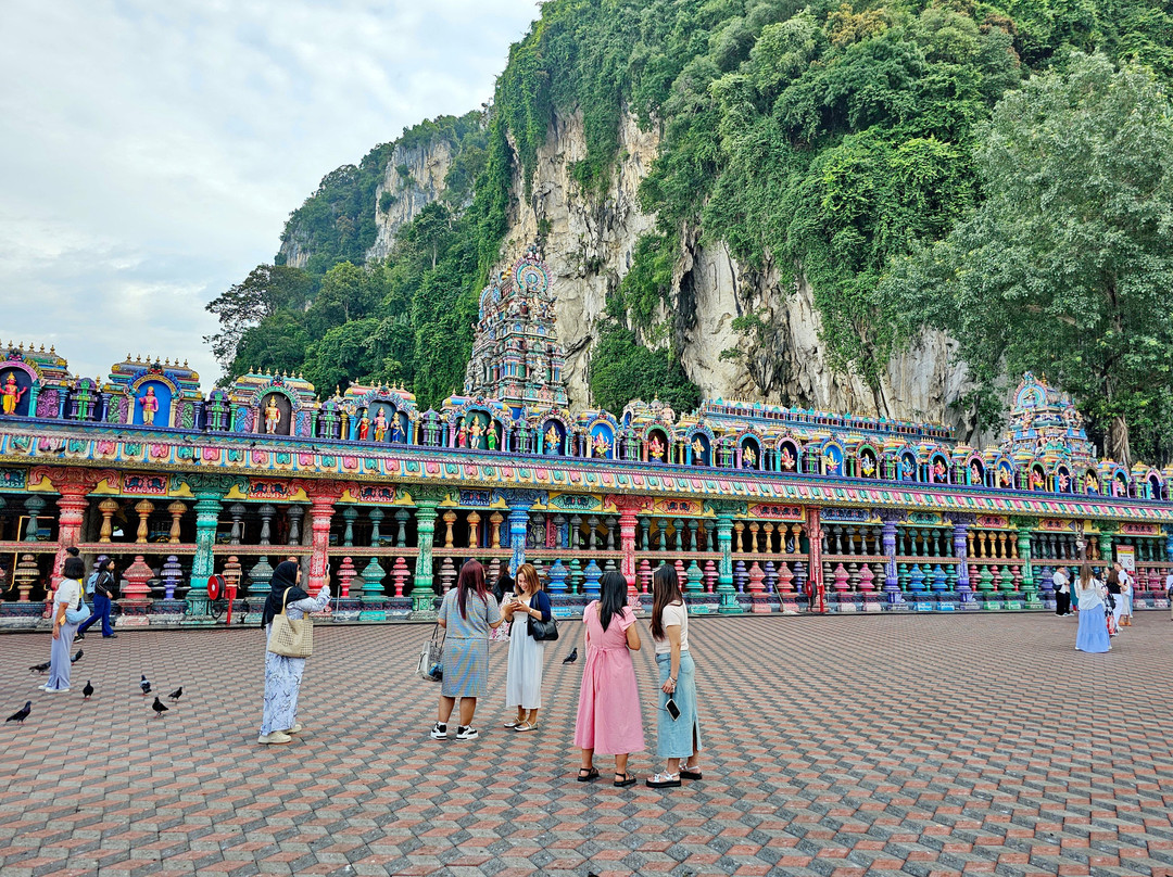 Sri Venkatachalapathi & Alamelu Temple-黑风洞必去景点