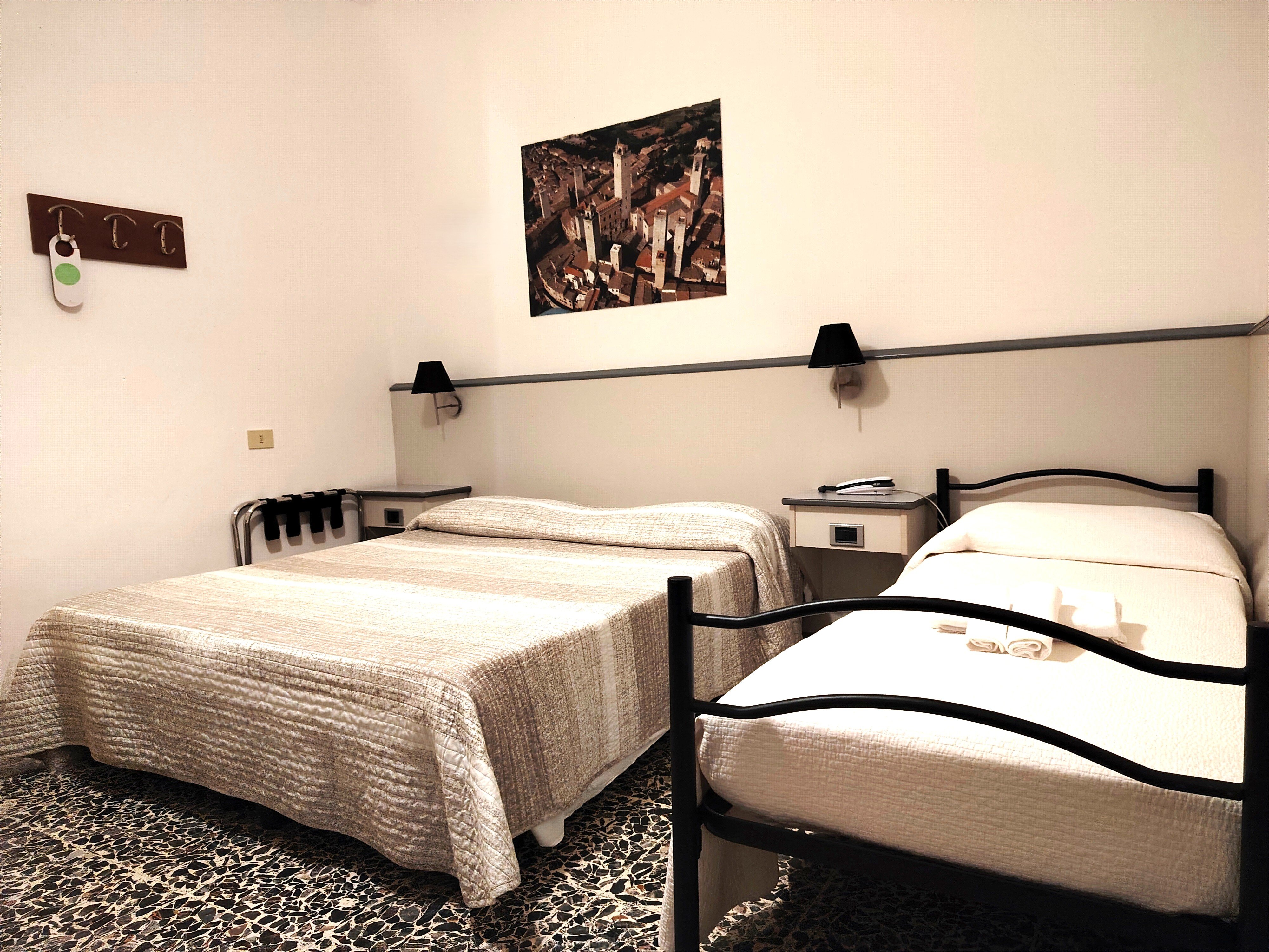 艾图菲酒店-客卧