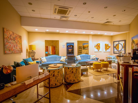 Makuwa Airport Lounge-维多利亚瀑布必去景点