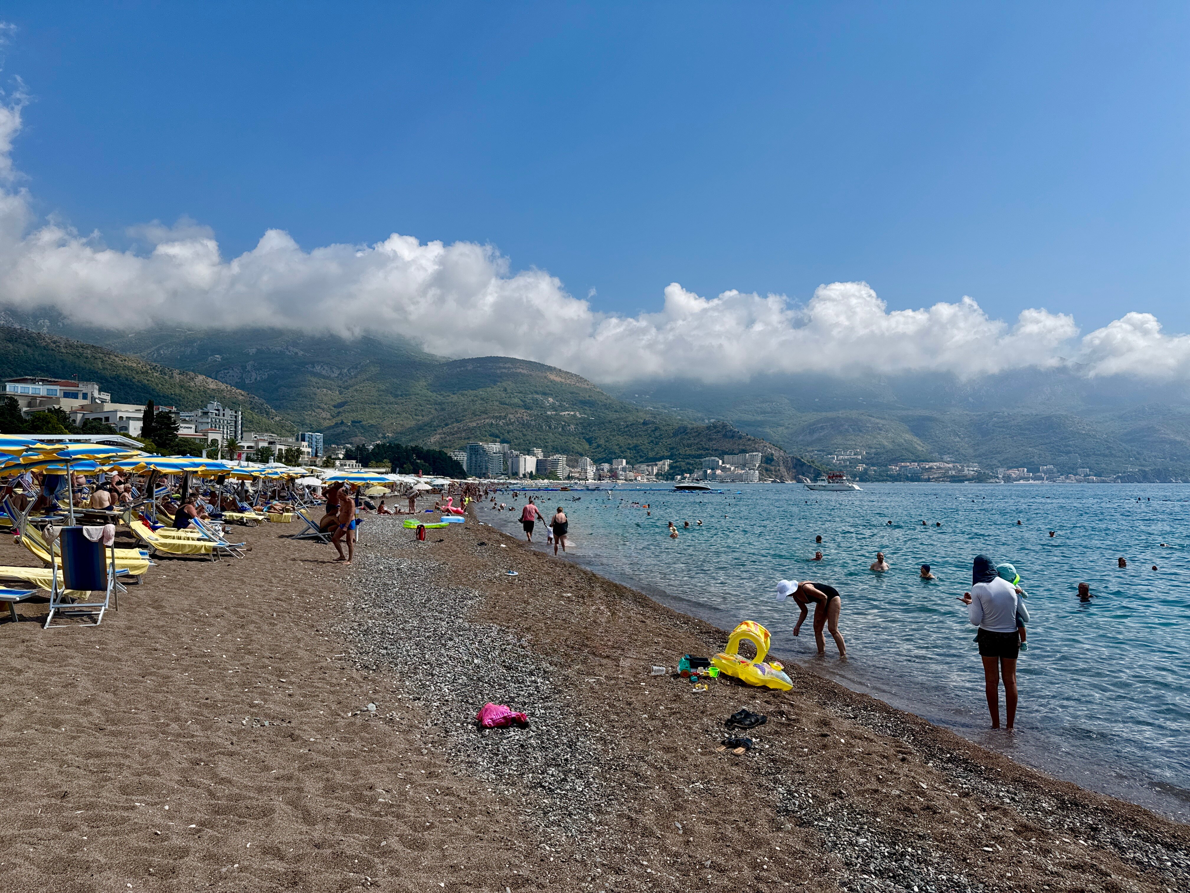 伊贝尔罗斯达贝尔维尤-泳池