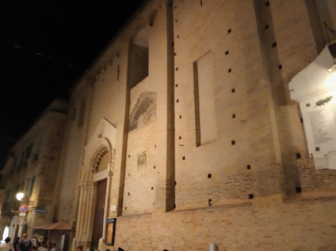 Chiesa di San Francesco-Citta Sant'Angelo必去景点