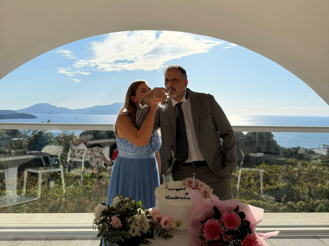 Al Chiar Di Luna Hotel主图