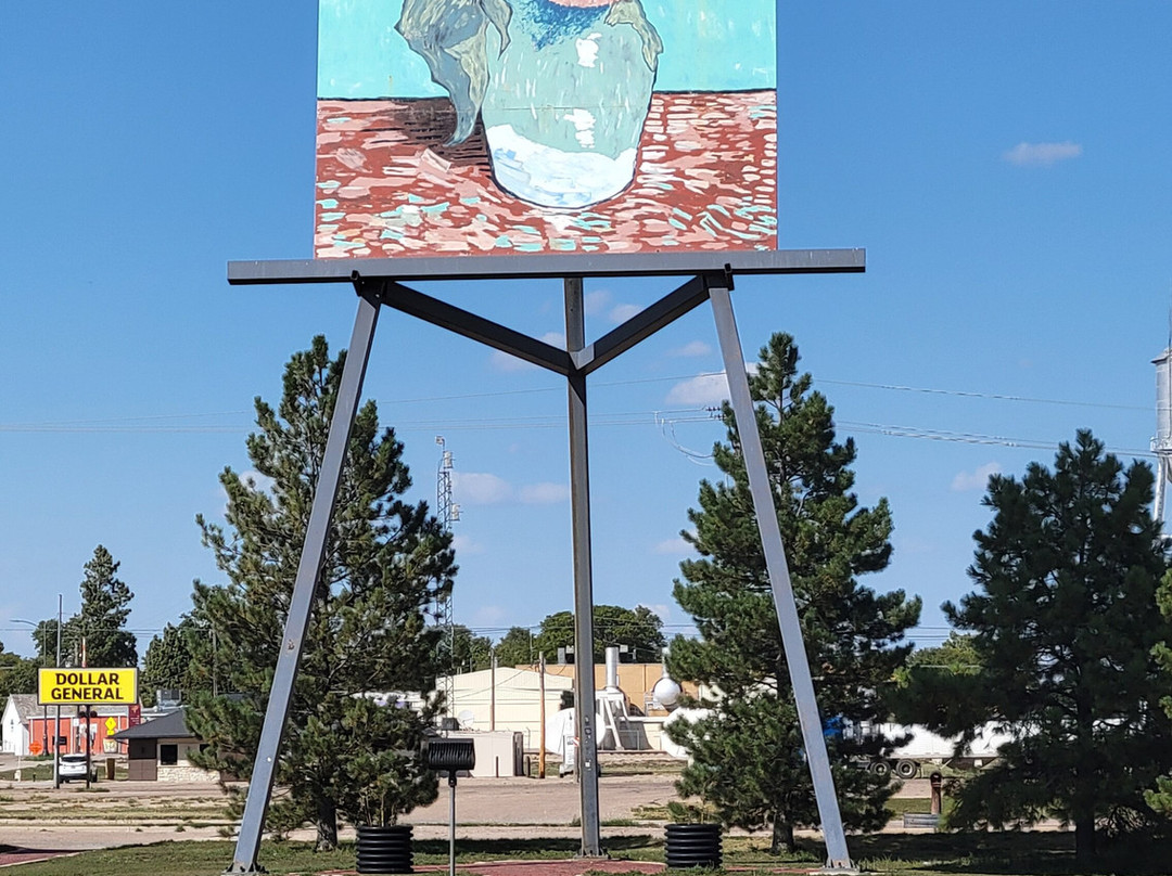 Giant Van Gogh Painting-Goodland必去景点