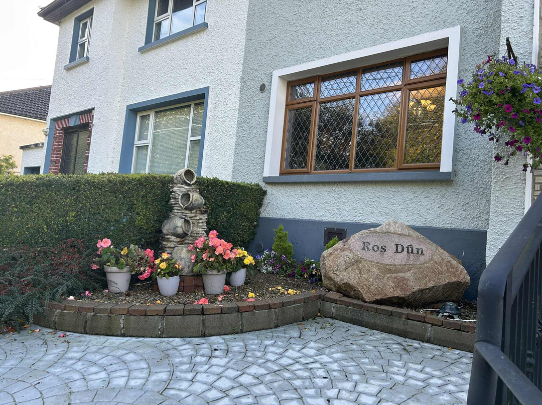 Ros Dún House