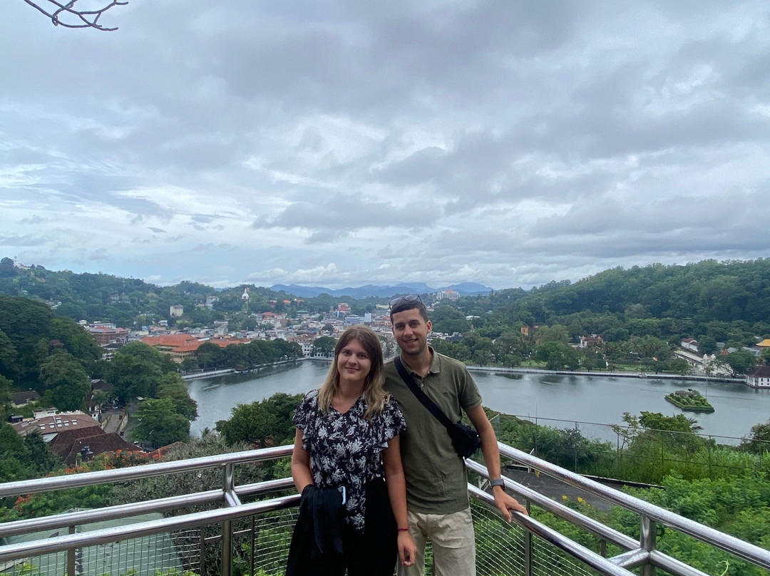Best Guide Lanka Kandy Tuk Tuk Tours-康提必去景点