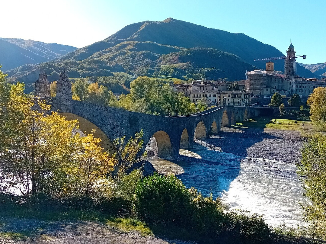 Ponte Vecchio (Ponte Gobbo - Ponte del Diavolo)-Bobbio必去景点