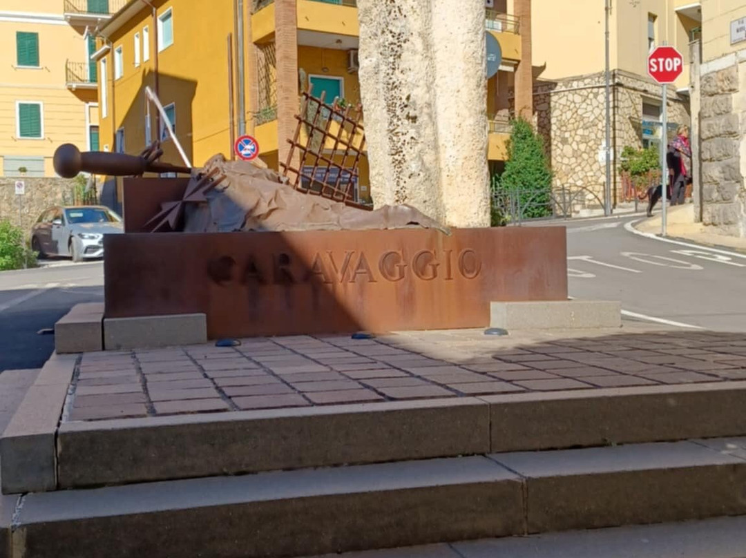 Monumento A Caravaggio-Porto Ercole必去景点