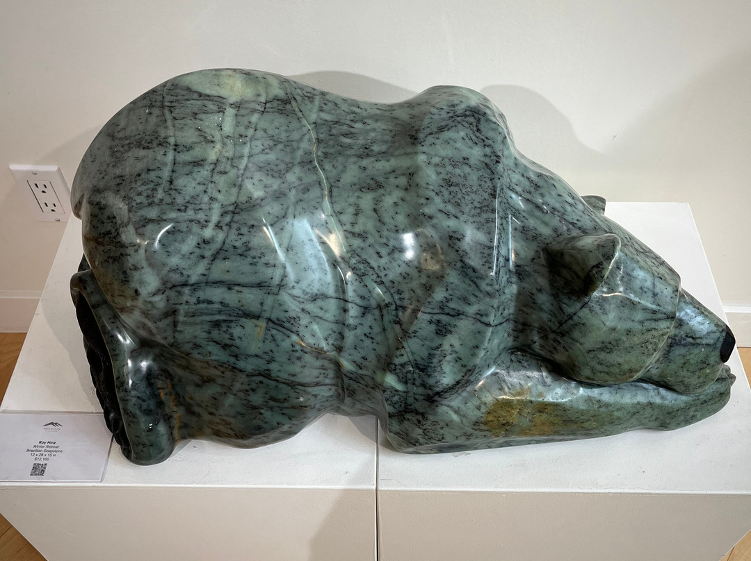 Mountain Galleries Fairmont Jasper Park Lodge-贾斯珀必去景点