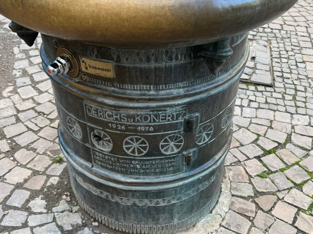 Spatzenbrunnen-亚琛必去景点