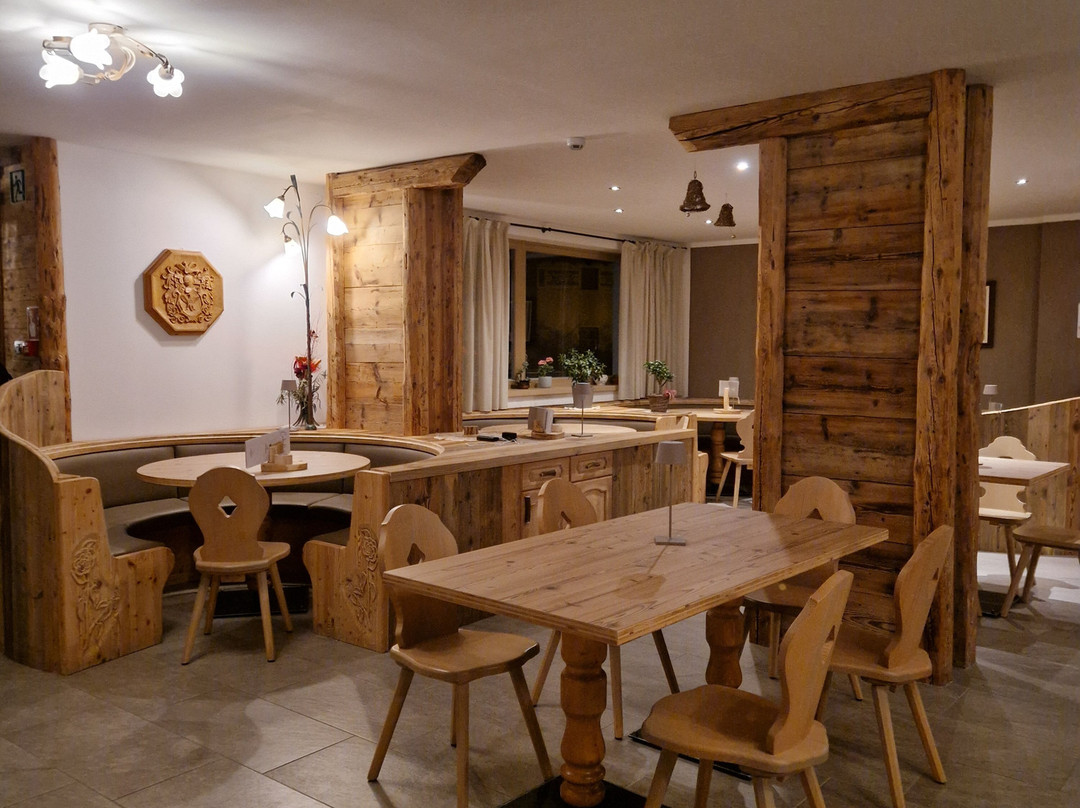 米拉瓦勒酒店主图