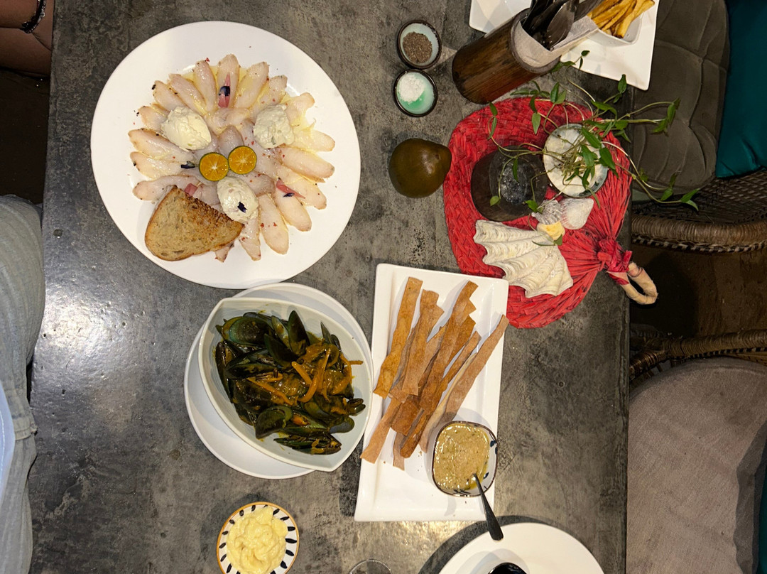 La Plage Sunset Restaurant & Bar-爱妮岛必去景点