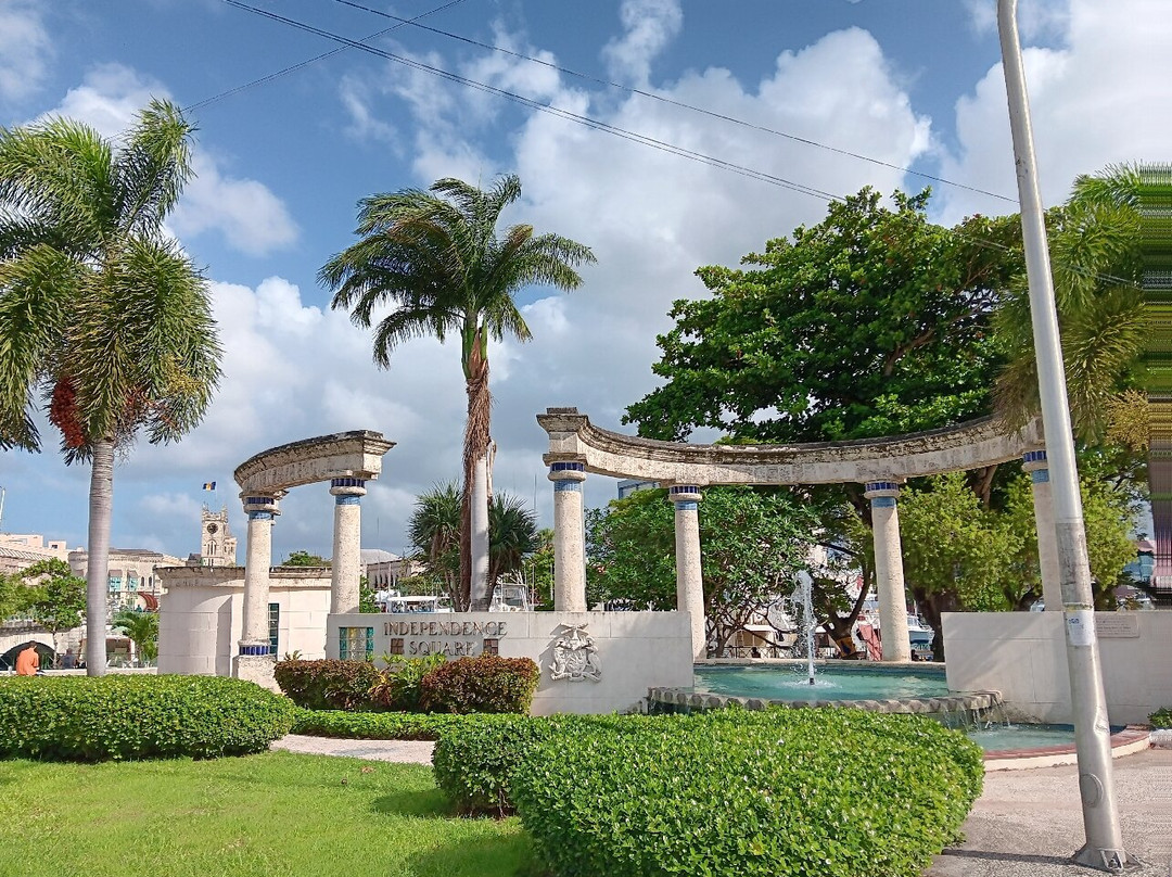 Independence Square-布里奇顿必去景点