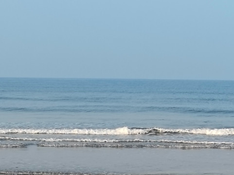 瓦恩西亚海滩度假村主图